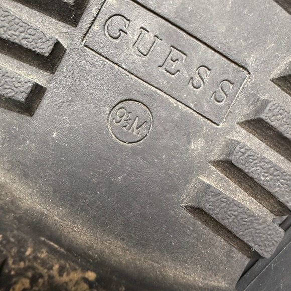 GUESS Gwortela Black Quilted Combat Boots Womens 9.5M Lug Sole Rhinestone Eyelet - Picture 6 of 7